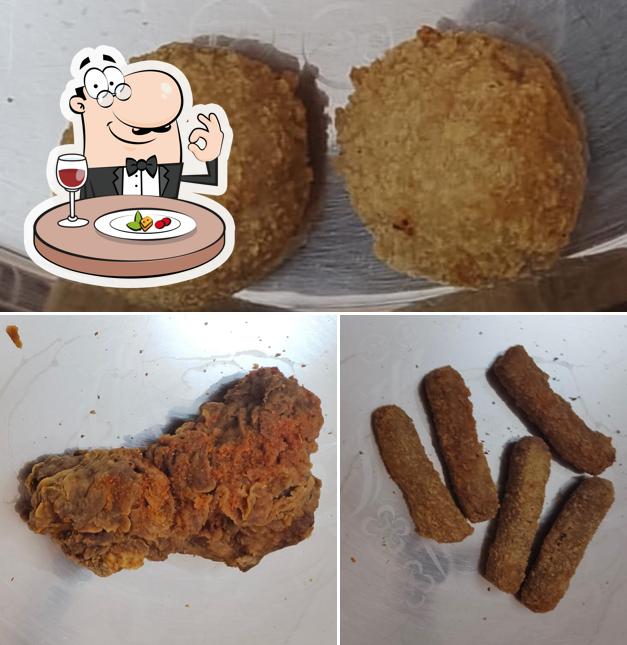 Food at Five star chicken - Koli Hut