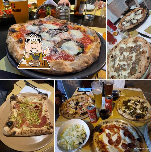 Ordina tra le svariate varianti di pizza