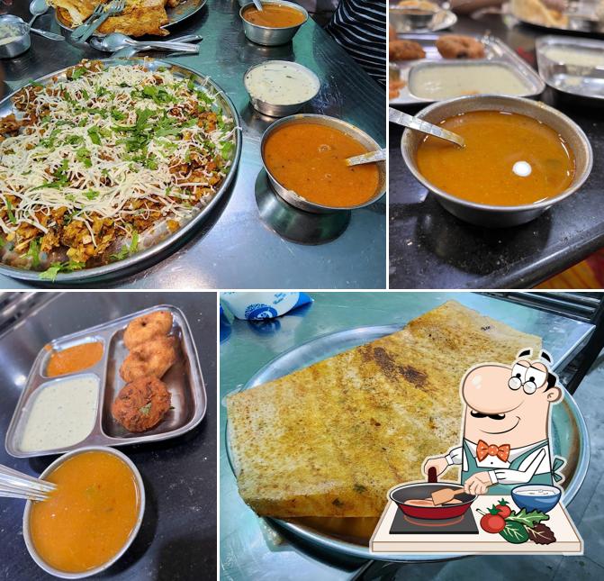 Chicken curry at MADRAS CAFE