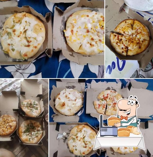 Garlic bread at Pizza & Burger Hub