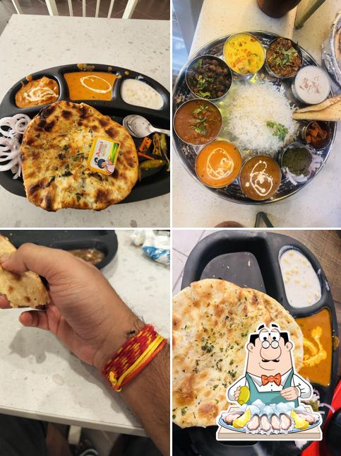 Oysters at Kulcha Lal Parantha Das