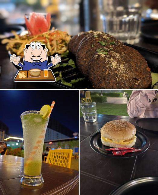 Food at WE BROTHER'S CAFE & RESTRO