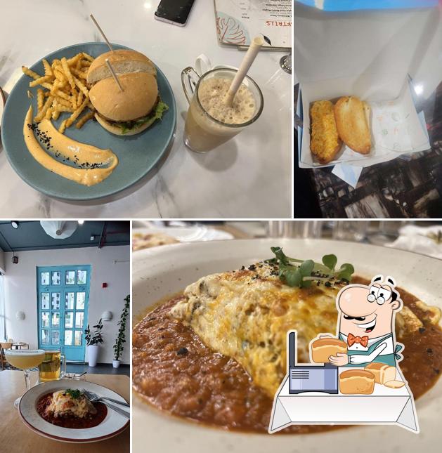 Garlic bread at House of Migo