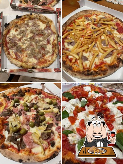 Ordina una pizza a PIZZERIA 'PINSA CHE PIZZA'