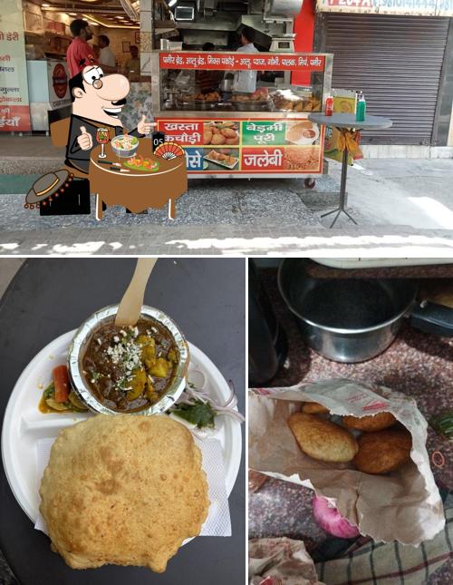 Food at Shree Sahab Ji Dairy