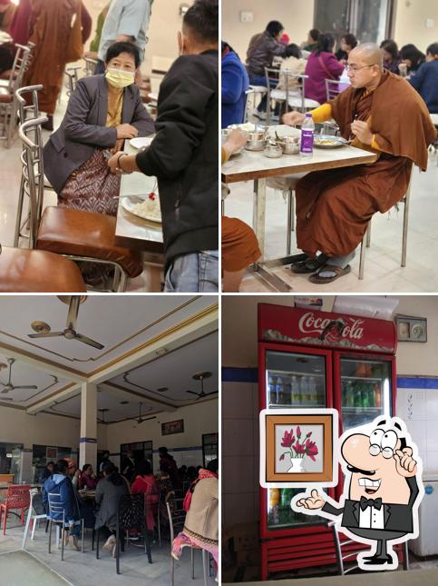 The interior of Sri Mahaveer Dhaba