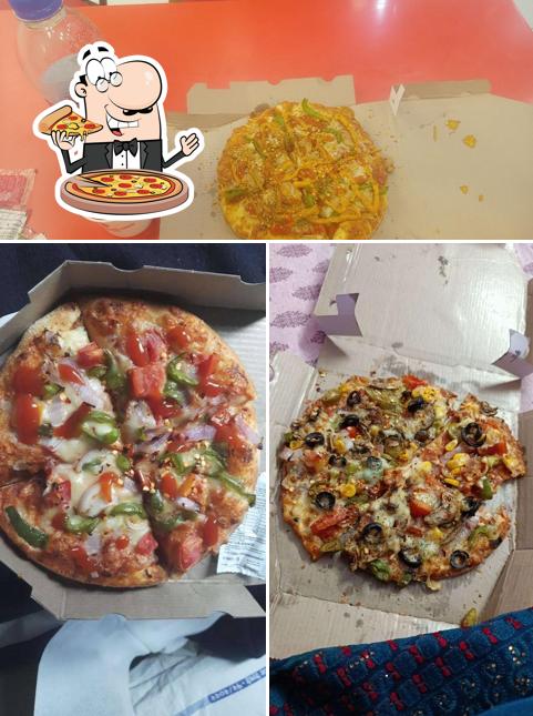 At Rominus Pizza and Burger, you can get pizza