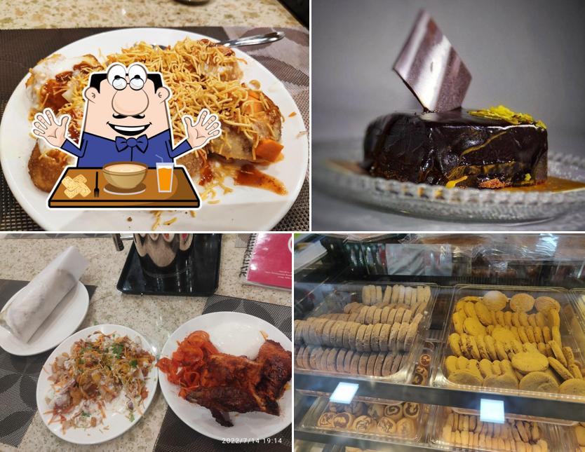 Food at Arya Sweets and Bakes