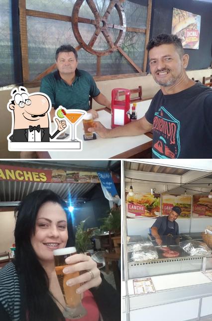 A imagem do Gaúcho Lanches’s bebida e interior