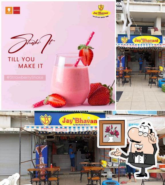 Among various things one can find interior and beverage at Jay Bhavani Vadapav Prahladnagar( Makarba )