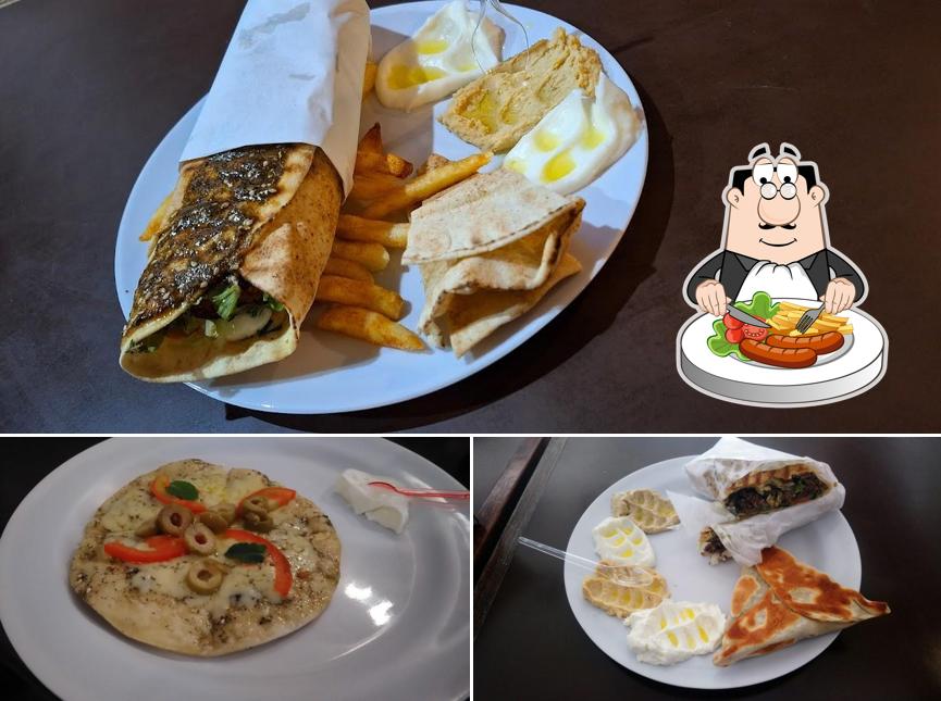 Comida em Vovô Abu Ali