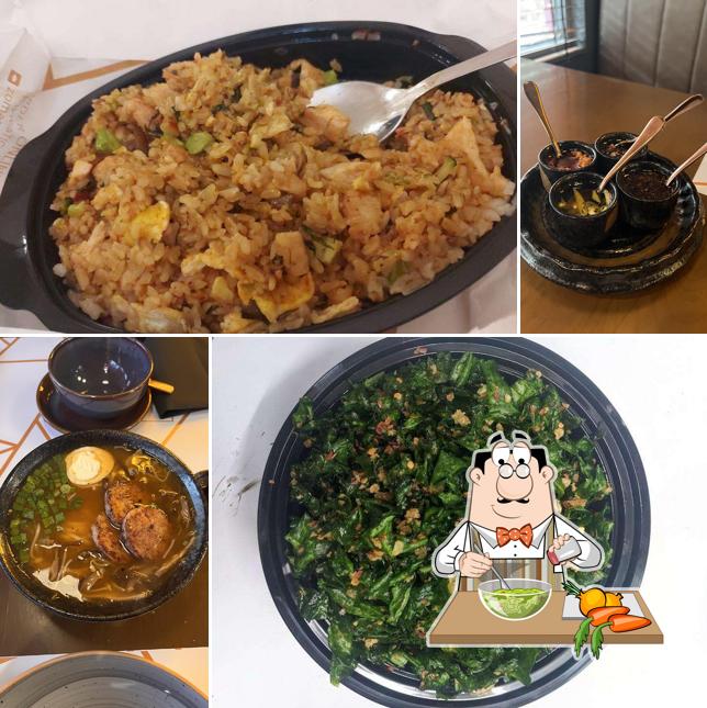 Seaweed salad at STICKY RICE