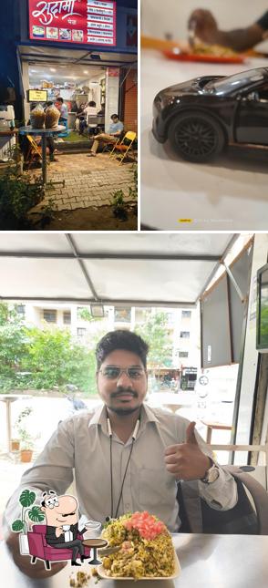 Check out how Sudama Bhel looks inside