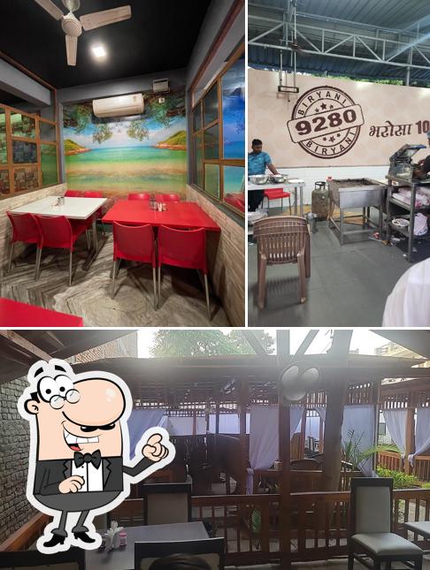 Check out how 9280 The family restaurant looks inside