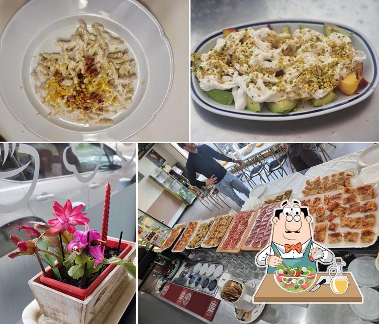 Insalata greca al Zaza Café Bar