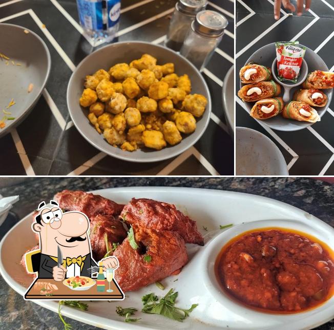 Food at The House of Bowls, Hubli