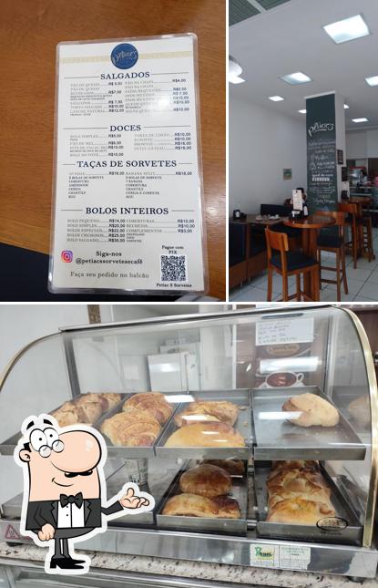 O interior do Petiac's Sorvetes e Café