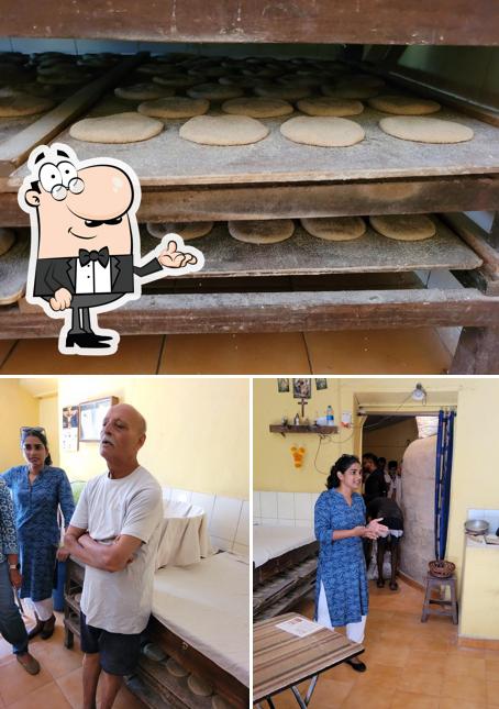 Bakery Joao Menino Godinho is distinguished by interior and food