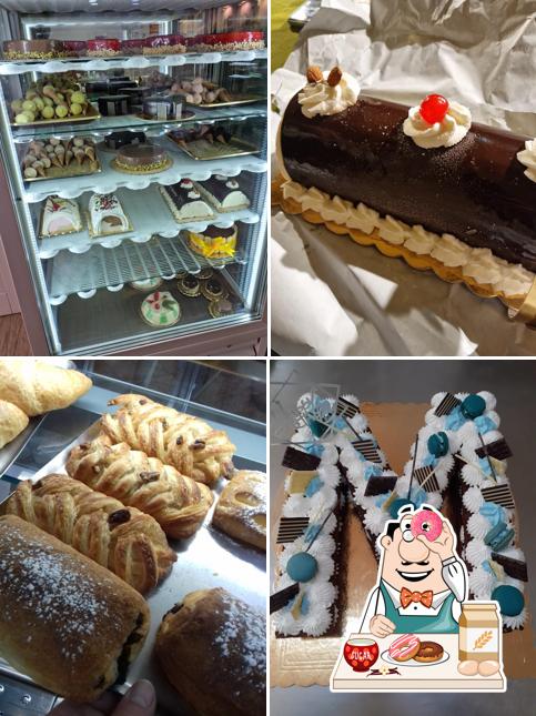 Adrian Bar Di Aiello Giuseppe offre un'ampia selezione di dessert