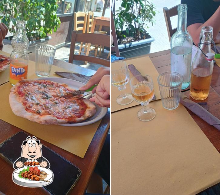 Cibo al Pizzeria Tonino Di Giorgi Massimo
