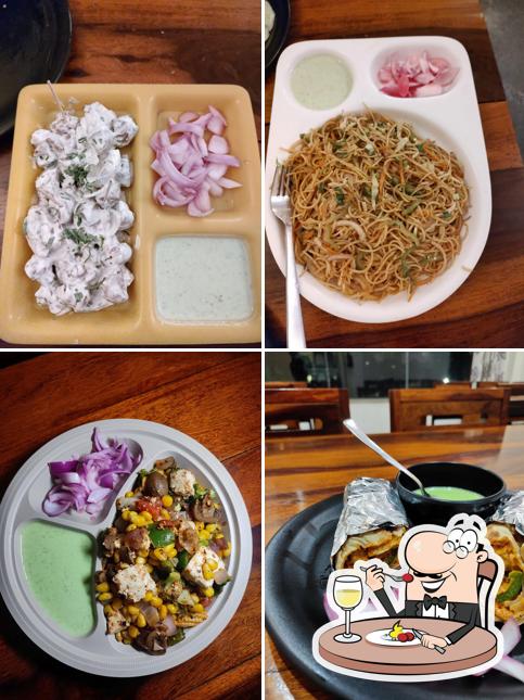 Meals at Road House, Sector 10