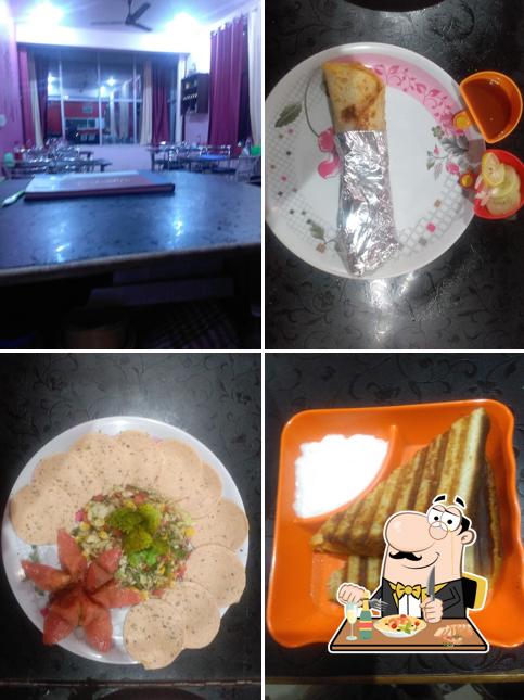 Meals at CAFE DELIGHT CORNER