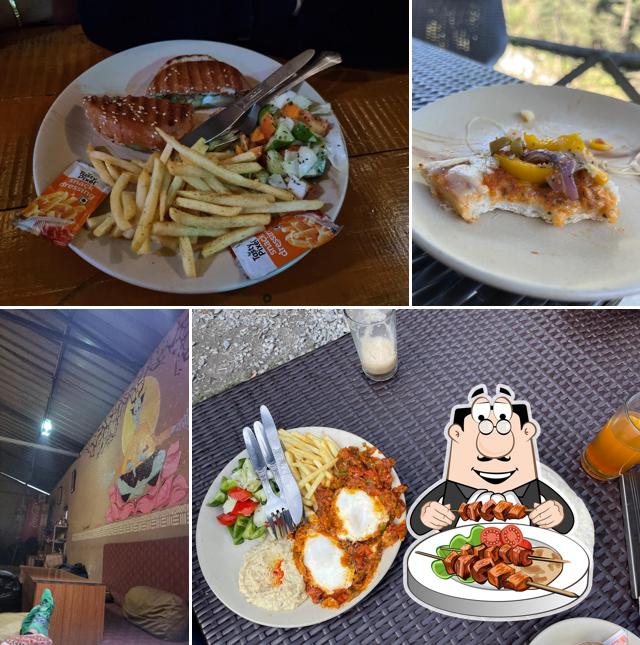 Food at Reverberate Cafe & Cottages