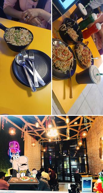 The image of momomia Love in Every Bite’s food and interior