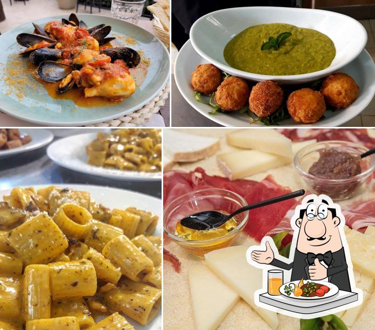 Cibo al Ricky's OPEN ALL YEAR