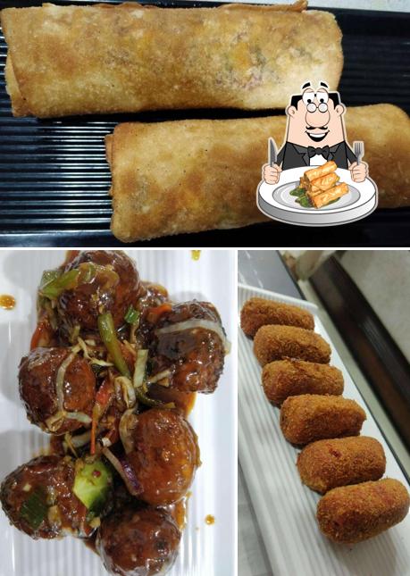 Spring rolls at Crown Cafe