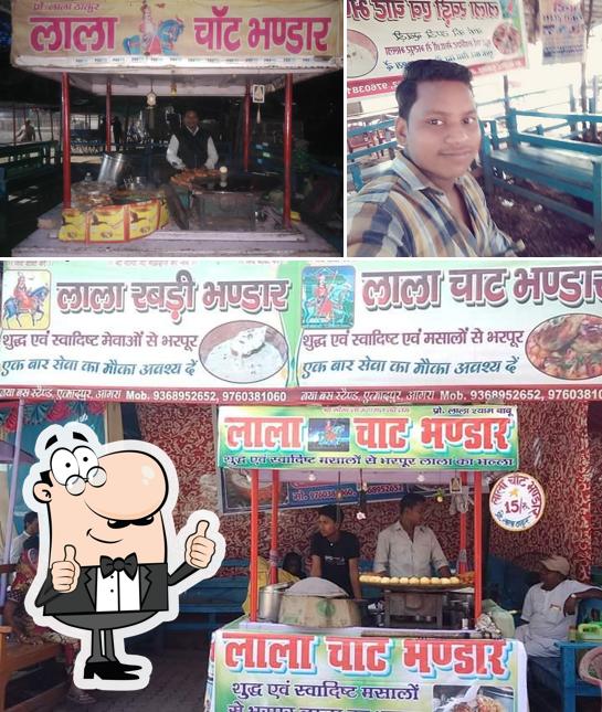 Here's a pic of LALA CHAT BHANDAR