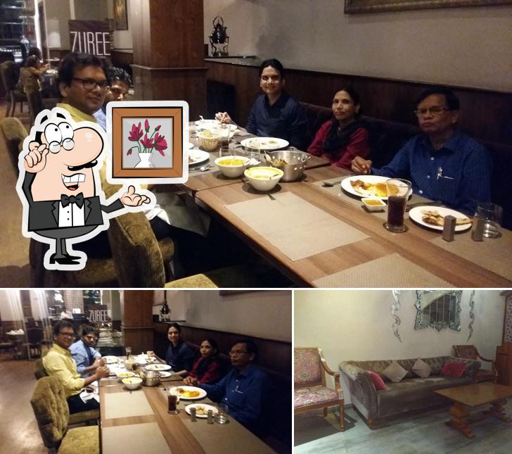 Check out how Zuree Urban Kitchen looks inside