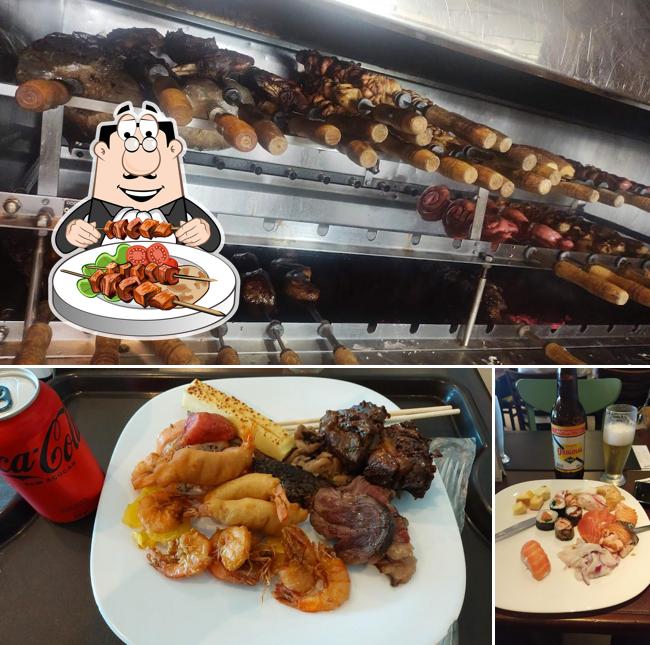 A comida e cerveja do restaurante