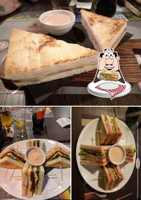 Club sandwich al La Tana live Pub