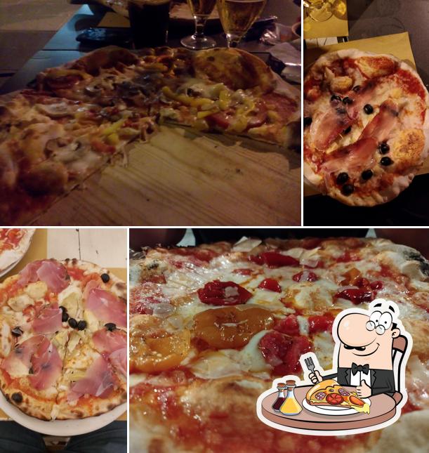 Ordina una pizza a Aries Cafè Bar e Pizzeria