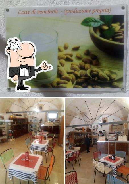 Dai un’occhiata alla foto che presenta la interni e cibo di Bar Carone Pasticceria E Gelateria