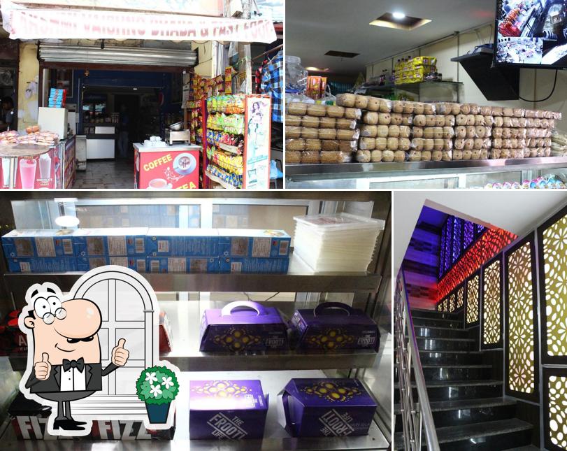 The exterior of Lakshmi Vaishno Dhaba