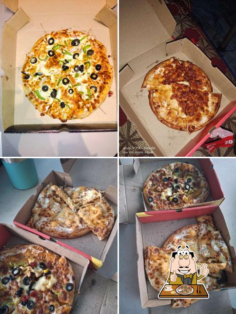 Order different types of pizza