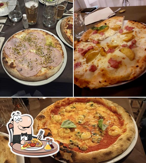 Scegli una pizza a Pizzeria Ristorante Zagara