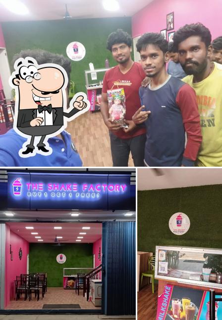 Check out how THE SHAKE FACTORY looks inside