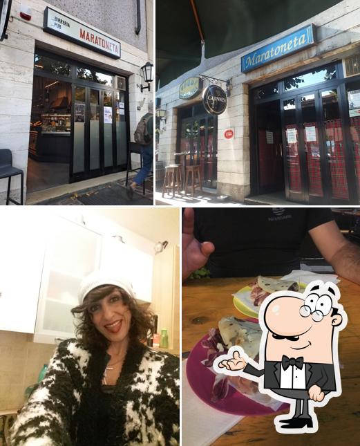 Dai un'occhiata agli interni di Bar Maratoneta