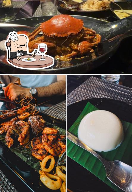 Pulled pork sandwich at Riverside Grill