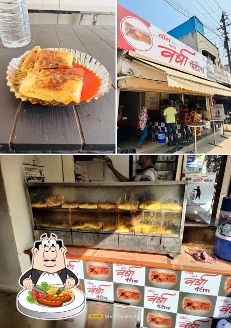 Meals at Varsha Patis