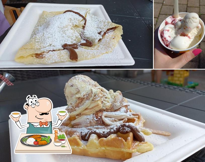 Platti al Gelateria "Il Sorriso"
