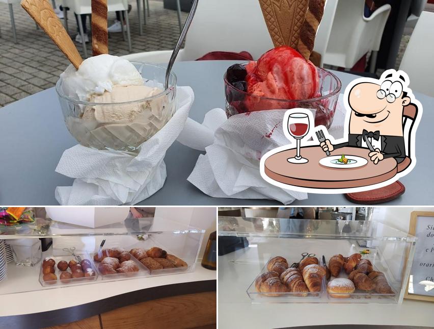 Platti al Gelateria Santa Rosa