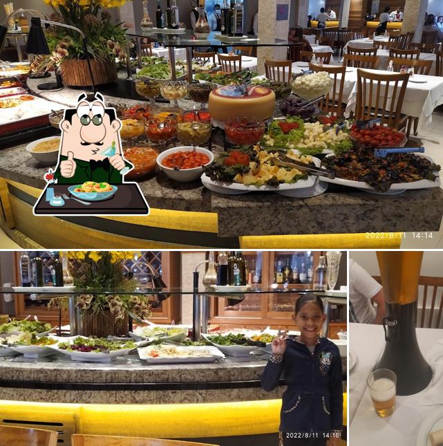 A imagem da comida e cerveja no Novilho na Brasa - Churrascaria & Rodízios de Carne