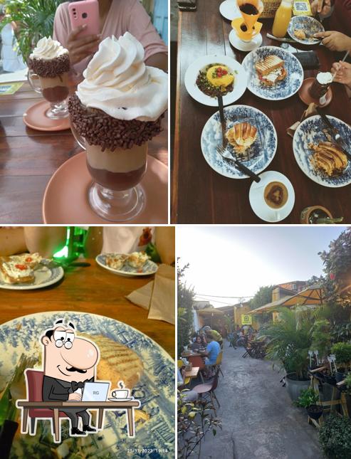 Sente em uma das mesas no CAFOFO - Café com Plantas