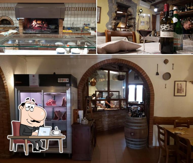 Gli interni di Osteria del Contadino