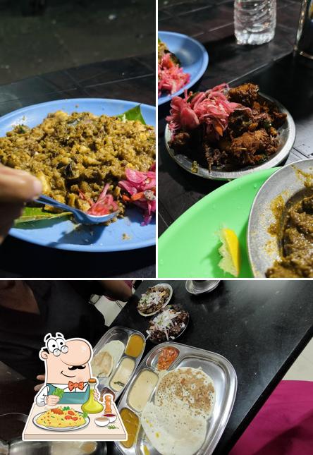 Food at Georgettan's Thattukada