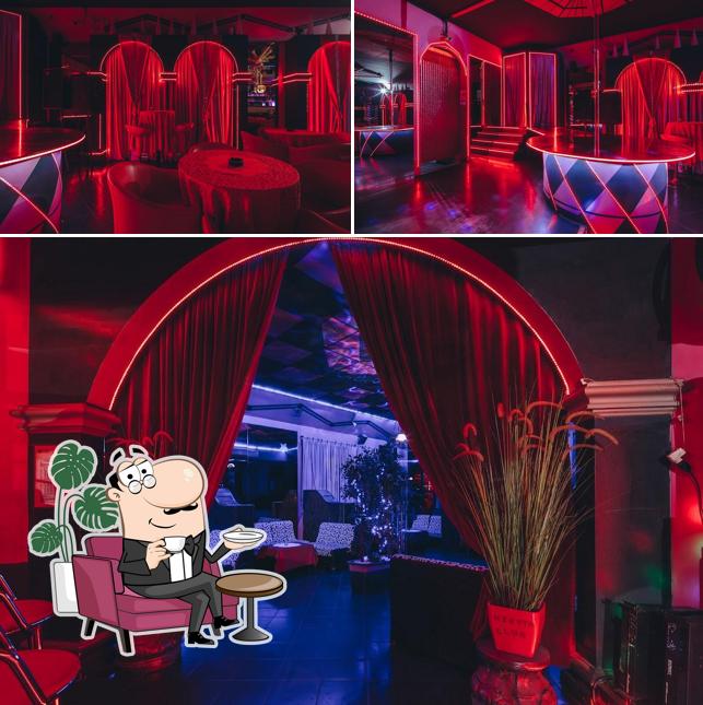 Dai un'occhiata agli interni di Nikita Club